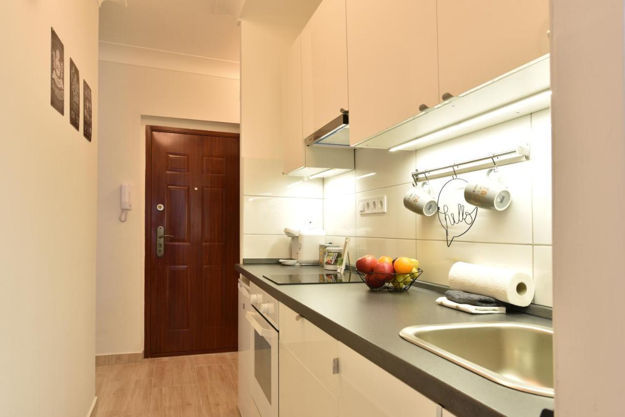 Kiralykut 2 Apartman - Ingyen Parkolas, Bicajok, Ac Székesfehérvár 外观 照片